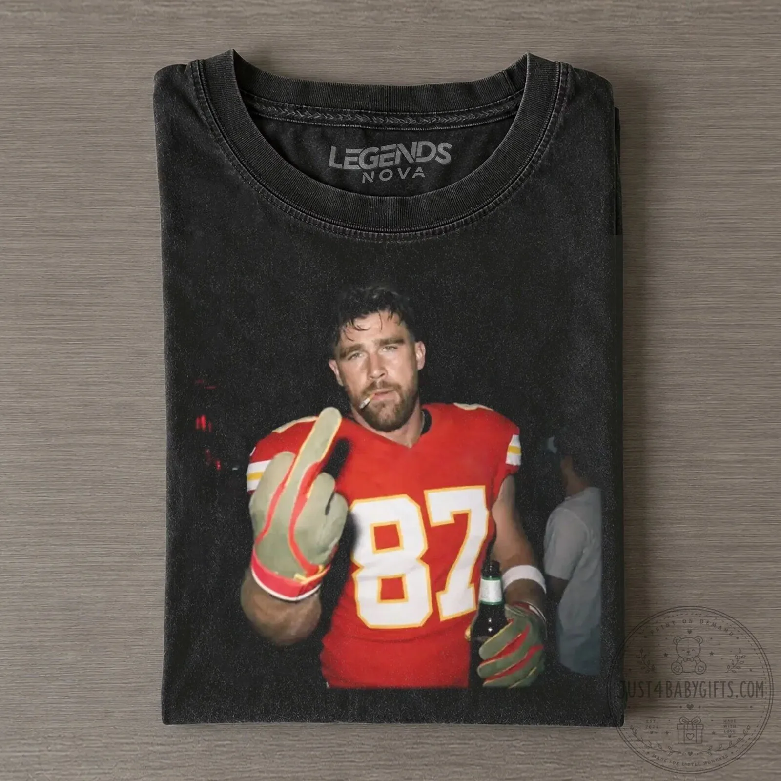 Travis Kelce Middle Finger Kansas City Chiefs Football T-Shirt